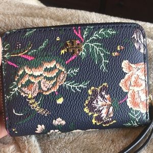 Tory Burch Bi Fold Wallet